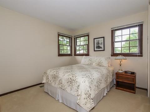 2306 Bluebird Ln, Rolling Meadows, IL 60008 photo 16