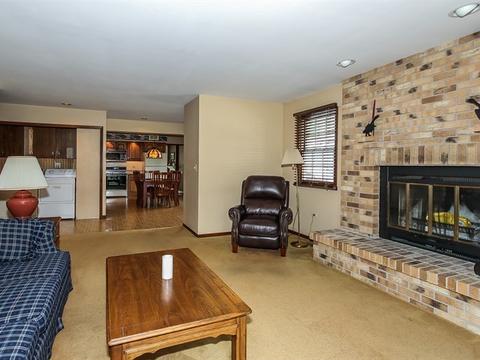 2306 Bluebird Ln, Rolling Meadows, IL 60008 photo 11