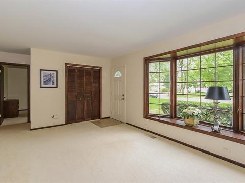2306 Bluebird Ln, Rolling Meadows, IL 60008 photo 3