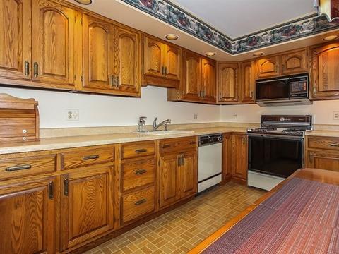 2306 Bluebird Ln, Rolling Meadows, IL 60008 photo 7