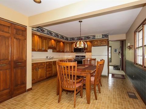 2306 Bluebird Ln, Rolling Meadows, IL 60008 photo 6