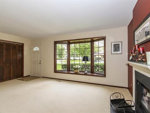 2306 Bluebird Ln, Rolling Meadows, IL 60008 photo 4