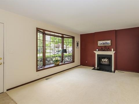 2306 Bluebird Ln, Rolling Meadows, IL 60008 photo 5