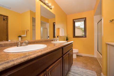 9312 Thomas Ave, Bridgeview, IL 60455 photo 7