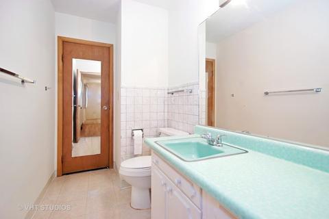 710 Cavan Ln, Des Plaines, IL 60016 photo 8