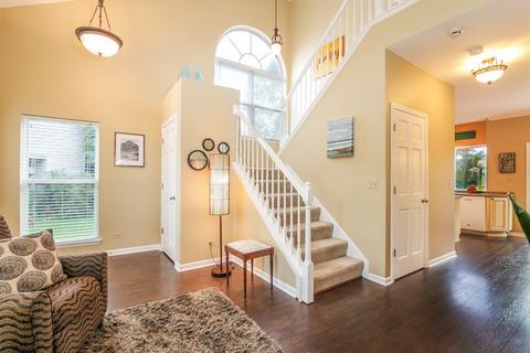 7880 Geneva Dr, Gurnee, IL 60031 photo 7