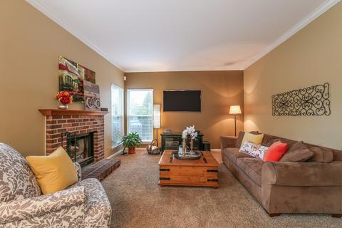 7880 Geneva Dr, Gurnee, IL 60031 photo 10
