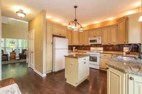 7880 Geneva Dr, Gurnee, IL 60031 photo 8
