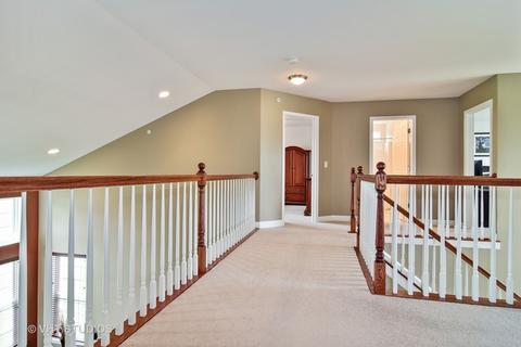 5904 Mackinac Ln, Hoffman Estates, IL 60192 photo 13