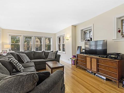 815 Dobson St, Evanston, IL 60202 photo 5