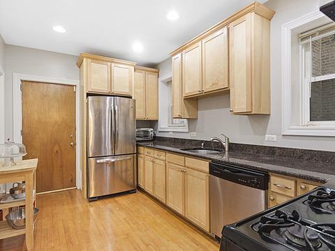 815 Dobson St, Evanston, IL 60202 photo 11