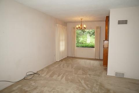 815 E Mckenney St, Dixon, IL 61021 photo 8
