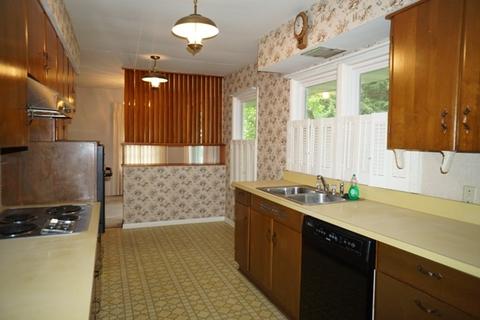 815 E Mckenney St, Dixon, IL 61021 photo 11