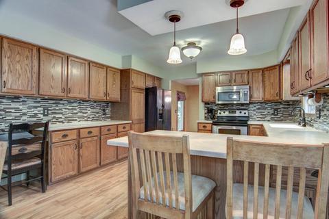 7987 Windspoint Rd, Roscoe, IL 61073 photo 5