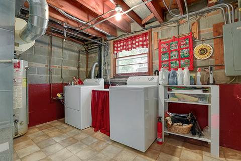 273 Pinehurst Dr, Des Plaines, IL 60016 photo 22