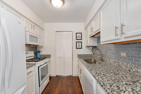 2010 Raleigh Pl, Hoffman Estates, IL 60169 photo 16