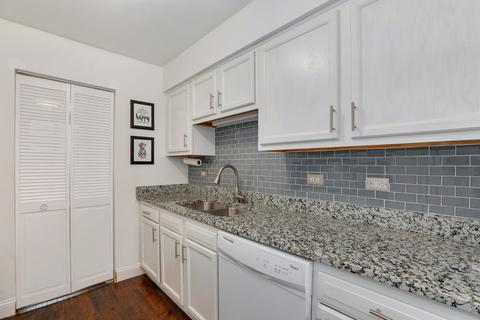 2010 Raleigh Pl, Hoffman Estates, IL 60169 photo 12