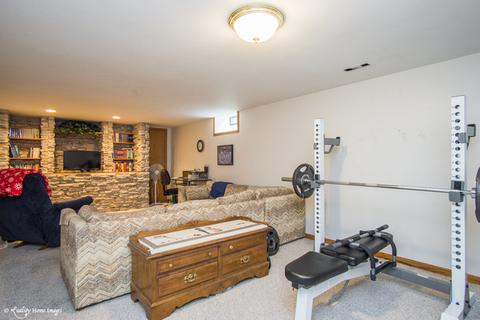18133 School St, Lansing, IL 60438 photo 21