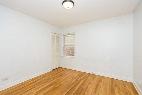 1331 Evergreen Ave, Des Plaines, IL 60016 photo 5