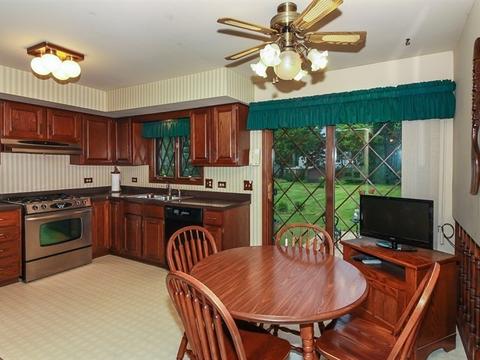 528 Russell St, Wheeling, IL 60090 photo 9