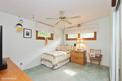 3002 Elder Ln, Holiday Hills, IL 60051 photo 13