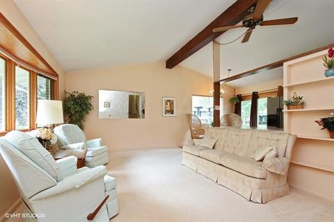 3002 Elder Ln, Holiday Hills, IL 60051 photo 4