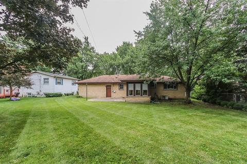 892 Sioux Dr, Elgin, IL 60120 photo 24
