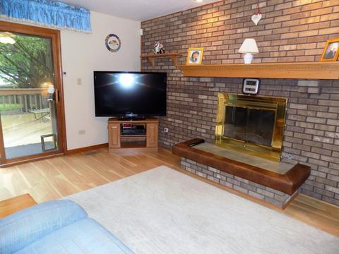 707 Kristy Ln, Wheeling, IL 60090 photo 9