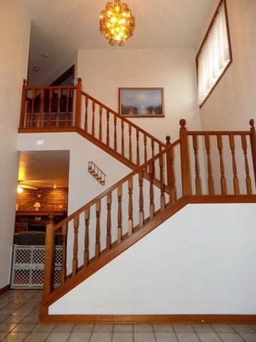 707 Kristy Ln, Wheeling, IL 60090 photo 2