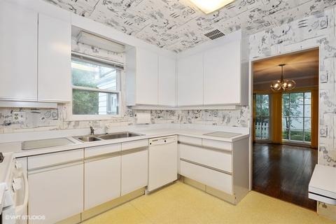 9547 Springfield Ave, Evanston, IL 60203 photo 5