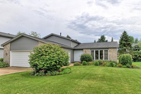 3413 W Bretons Dr, Mchenry, IL 60050 photo 1