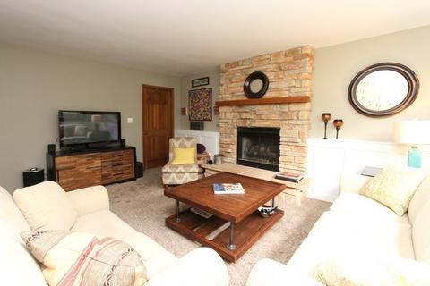 3413 W Bretons Dr, Mchenry, IL 60050 photo 5