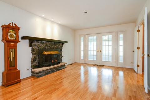 3030 Roth Rd, Oswego, IL 60543 photo 3