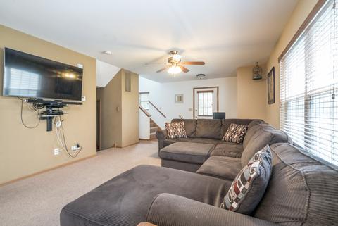 4132 Rivertowne Dr, Plainfield, IL 60586 photo 7