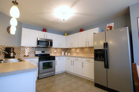 1054 Devon Dr, Antioch, IL 60002 photo 6