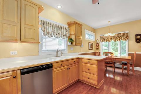 192 Parkview Rd, Riverside, IL 60546 photo 9