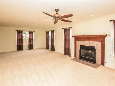 1634 Rosehall Ln, Elgin, IL 60123 photo 10