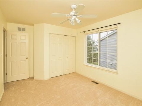 1634 Rosehall Ln, Elgin, IL 60123 photo 20