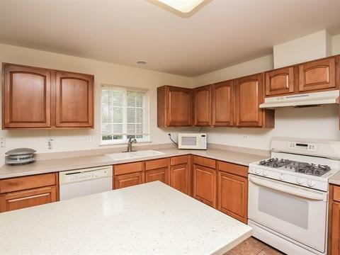 1634 Rosehall Ln, Elgin, IL 60123 photo 6
