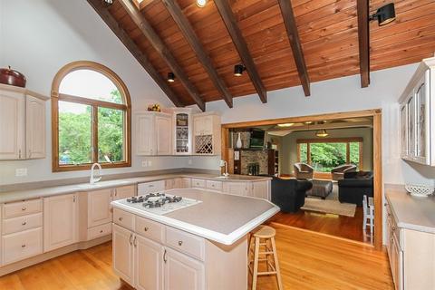 619 Jervey Ln, Bartlett, IL 60103 photo 9