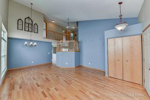 14165 S Longview Ln, Plainfield, IL 60544 photo 2