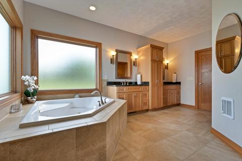 5968 Mcdonald Rd, Roscoe, IL 61073 photo 14