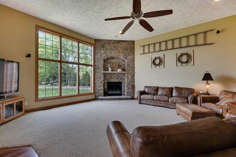 5968 Mcdonald Rd, Roscoe, IL 61073 photo 3
