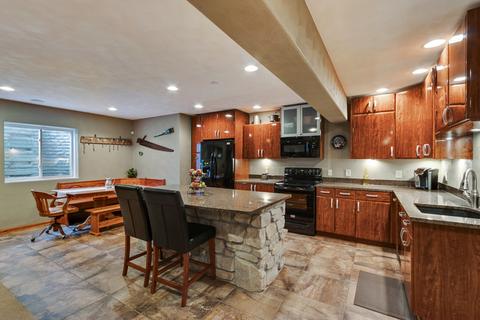 5968 Mcdonald Rd, Roscoe, IL 61073 photo 21