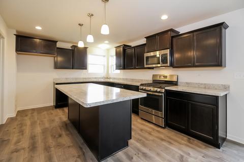 3830 Trillium Trl, Elgin, IL 60124 photo 2