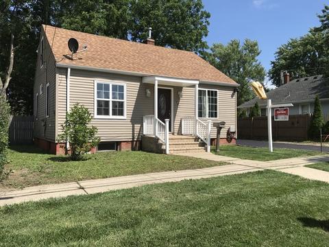 857 Preston Ave, Elgin, IL 60120 photo 3