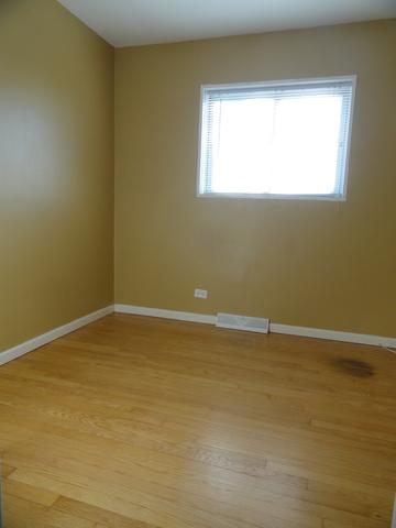 2 E Judith Ann Dr, Mount Prospect, IL 60056 photo 8