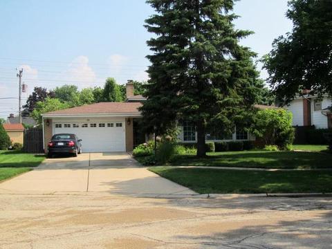 180 Lance Dr, Des Plaines, IL 60016 photo 24