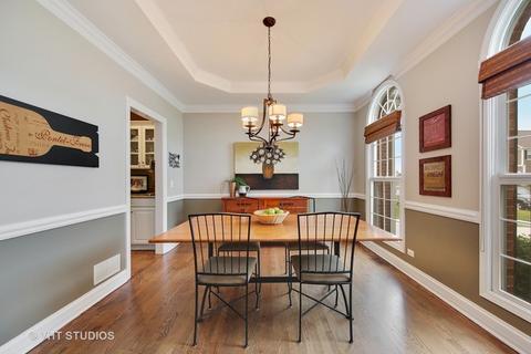 534 Amy Ln, Wheaton, IL 60187 photo 11