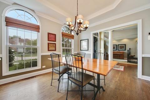 534 Amy Ln, Wheaton, IL 60187 photo 12